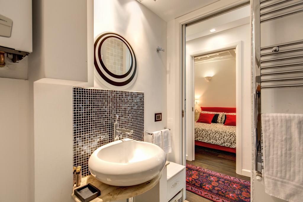 Campo De' Fiori Stylish White Apartamento Roma